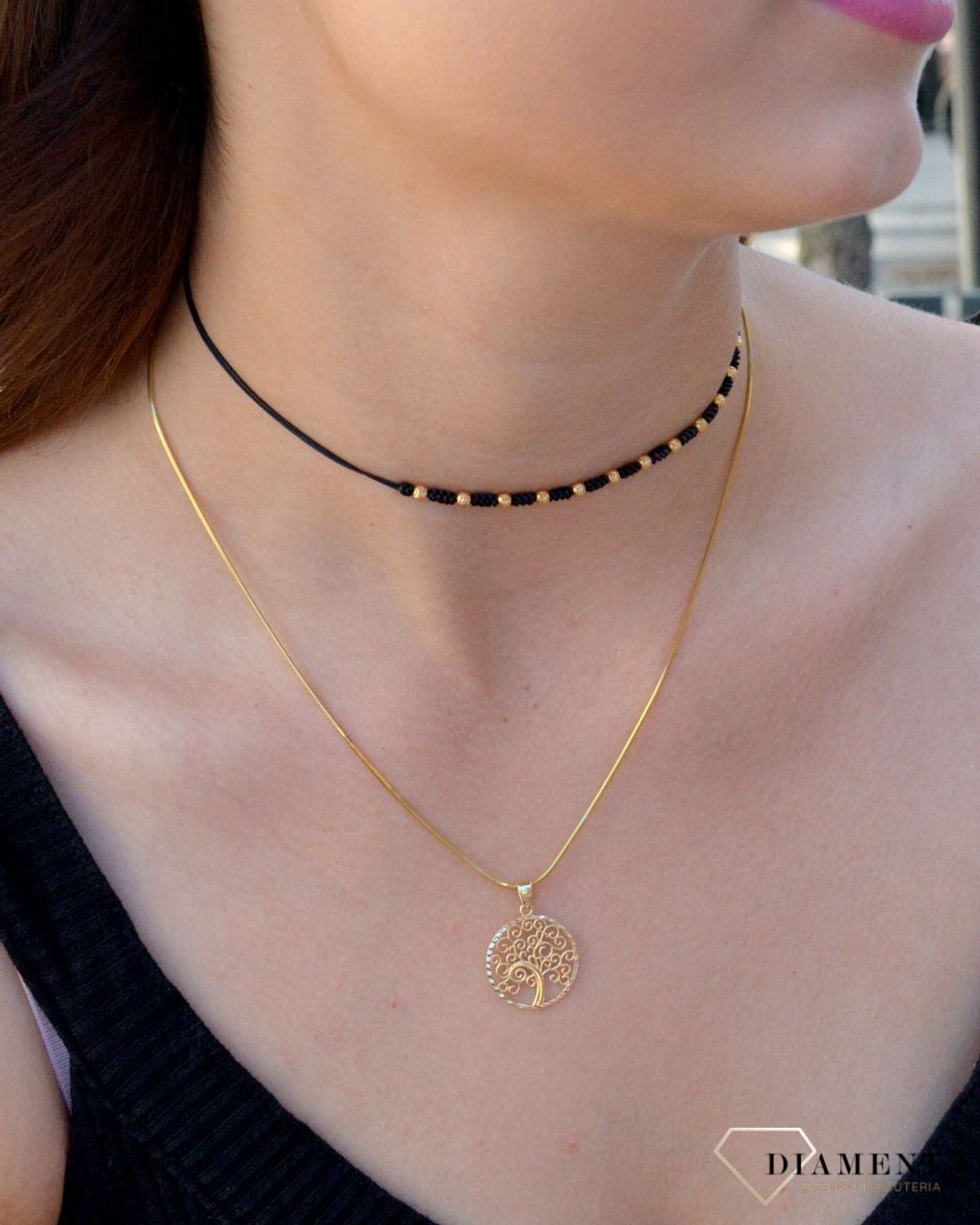 Złota zawieszka 'Drzewko szczęścia grawerowane' ZA 4693A 333. Nowoczesna zawieszka złota. Zawieszka drzewko szczęścia grawerowana. Zawieszka złota damska. Zawieszka złota na prezent. Zawieszka złota.jpg